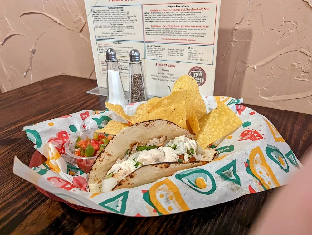 Cali Cali Chicken Taco