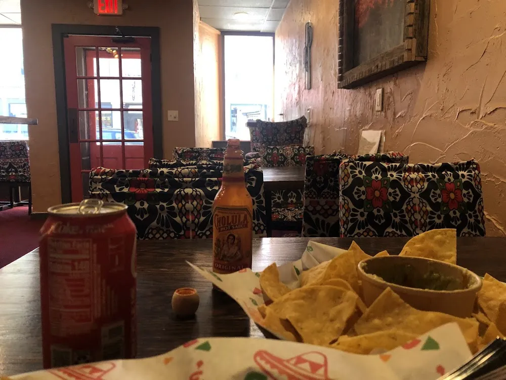 Nachos and Guacamole Dip